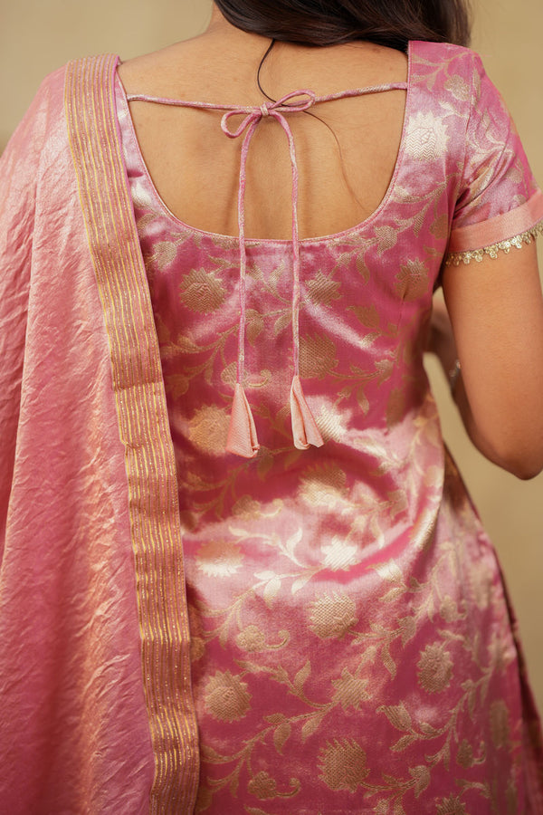 Manju Pink Banarasi Tissue Kurti Set (Set of 3)