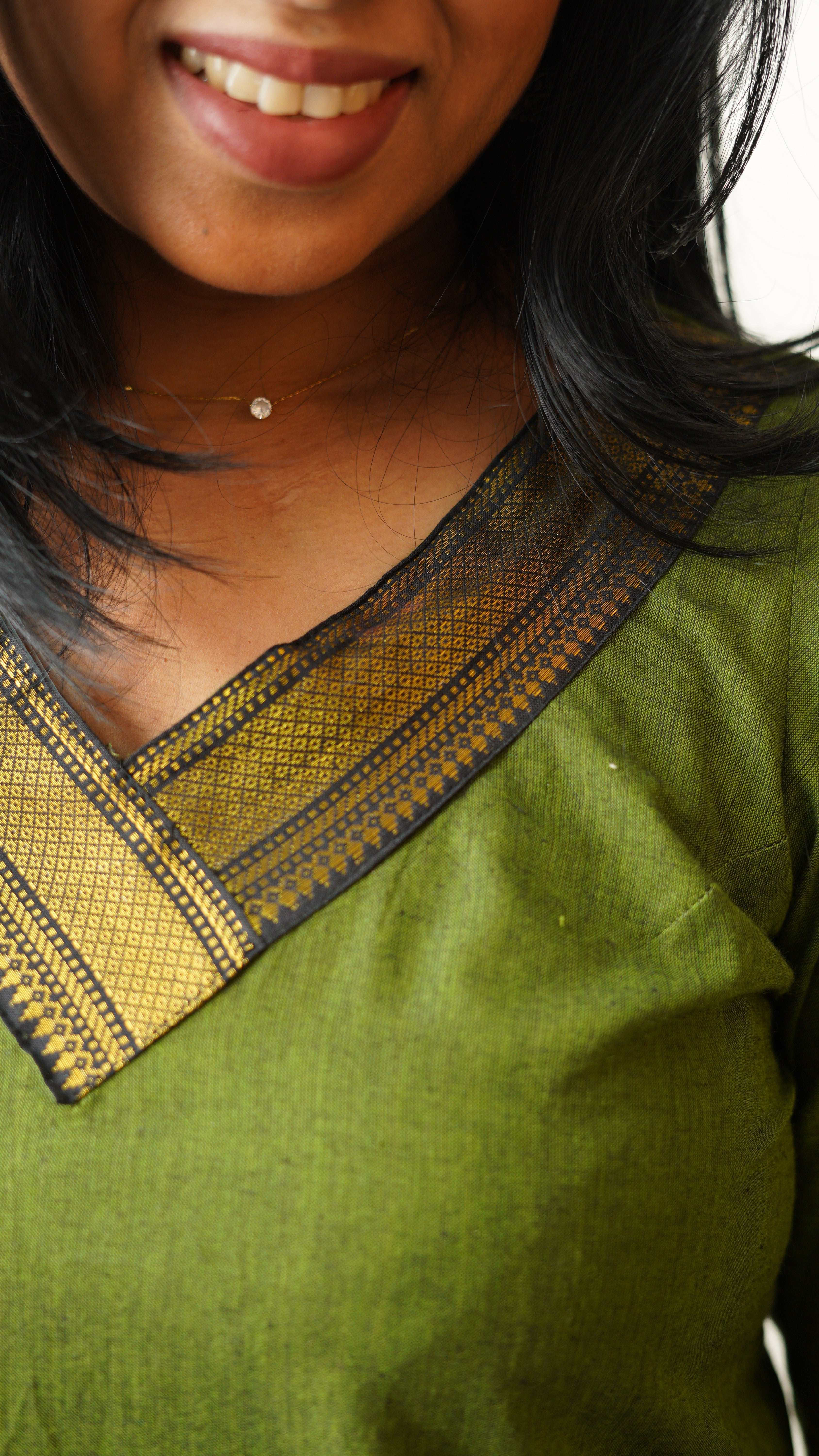Alani Green Mangalgiri Co-Ord Set - Handcrafted Kurti Set In Luxurious Cotton XL / Green Alani Green Mangalgiri Co-Ord Set - Handcrafted Kurti Set In Luxurious Cotton XL / Green