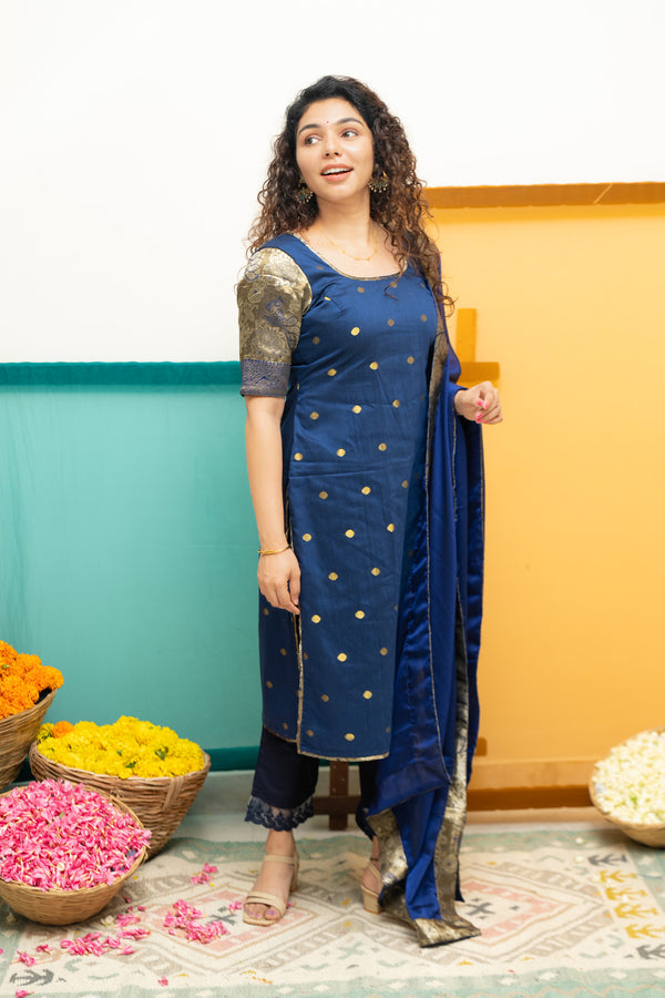 Nikitha Navy Blue Kurti Set