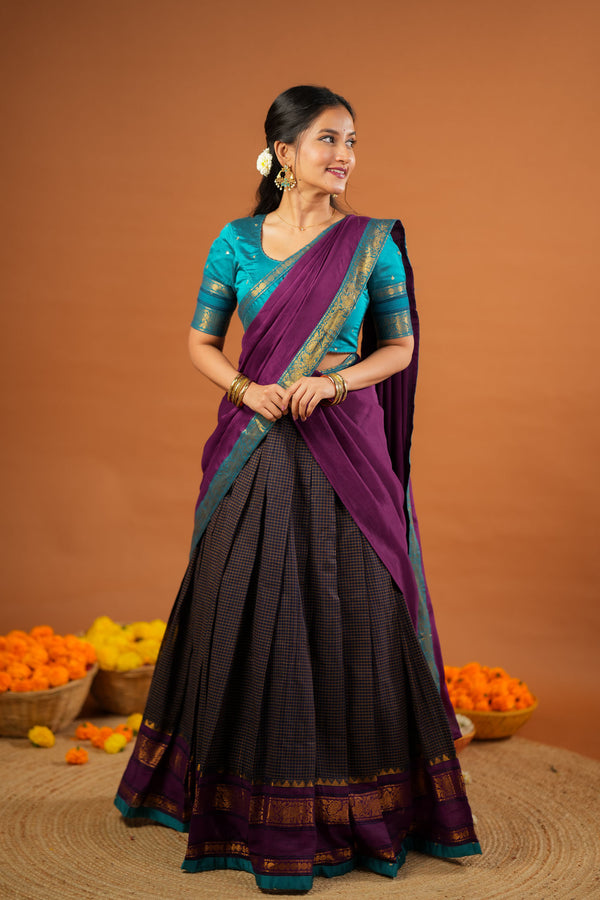 IMD - Ruhika Navy Handwoven Half Saree Set