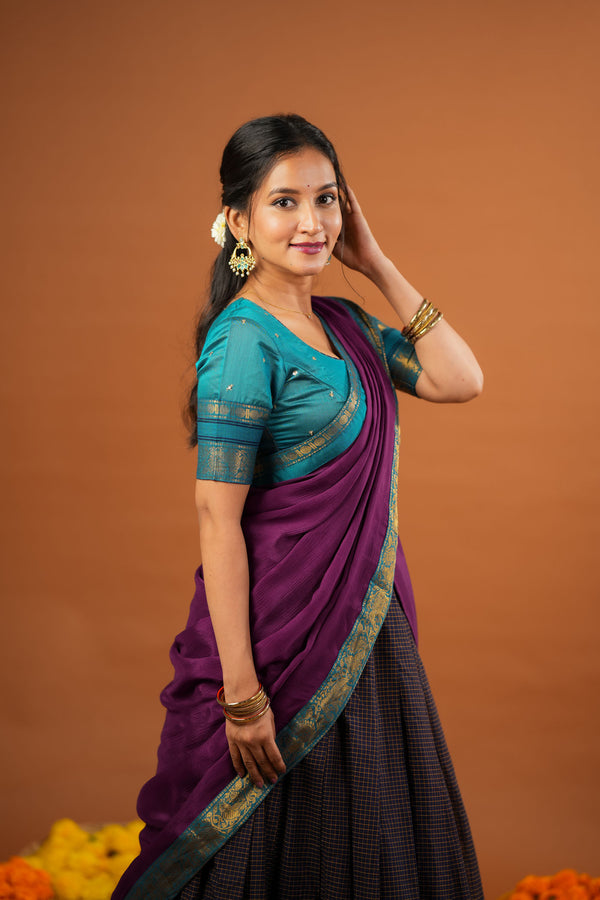 IMD - Ruhika Navy Handwoven Half Saree Set