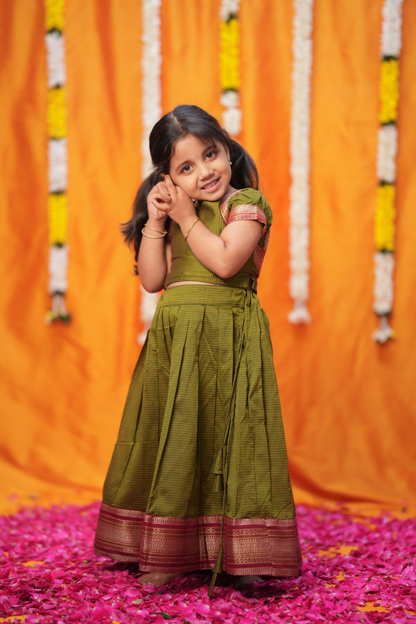 Abiradhi Green Handloom Top & Skirt Mini