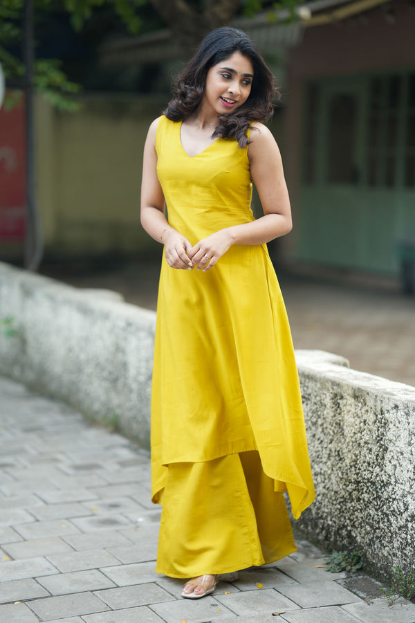 Nandhitha Yellow Kurta Set