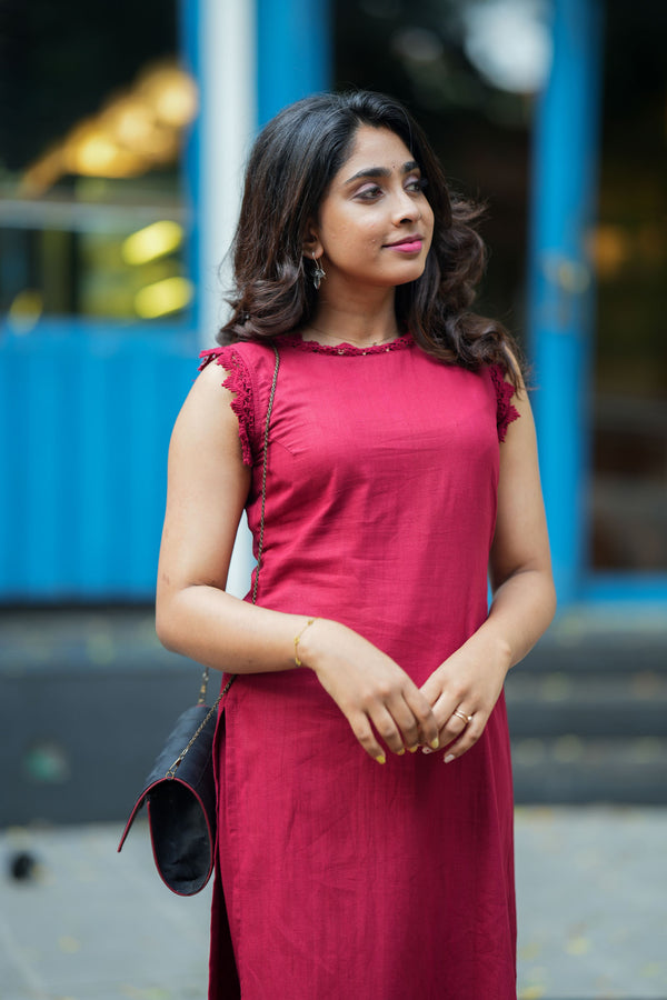 Umaiyaal Maroon Kurti Set (Set of 2)