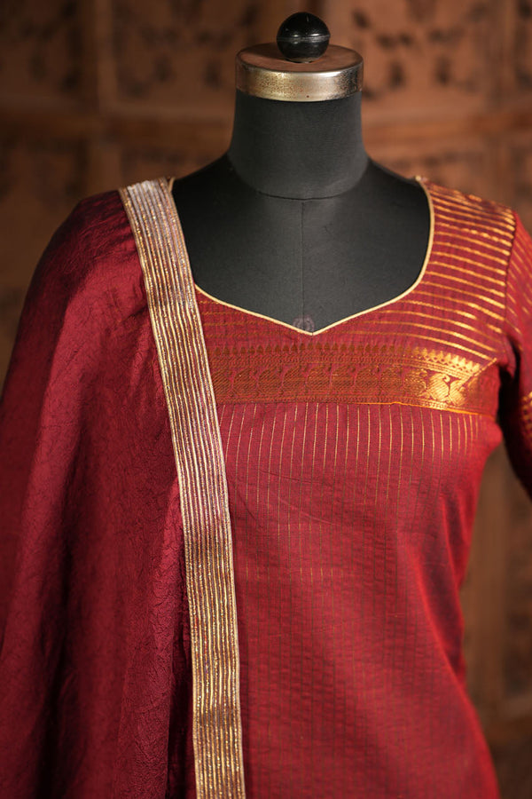 Venba Maroon Chettinad Cotton Kurti Set ( Set of 2 )