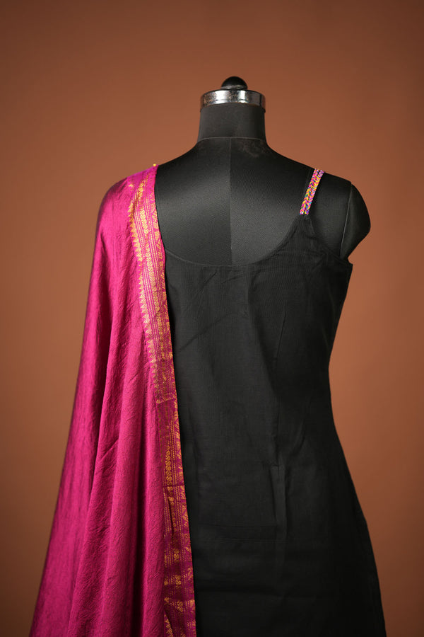 Tamizh Black Sleeveless Chettinad Cotton Kurti Set ( Set of 2 )