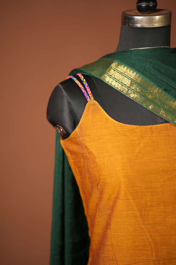 Poonguzhali Mustard Sleeveless Chettinad Cotton Kurti Set ( Set of 2 )