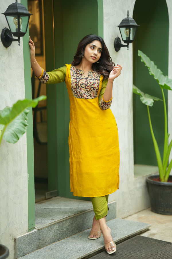 Samriddhi Yellow Kurti (Set of 2)
