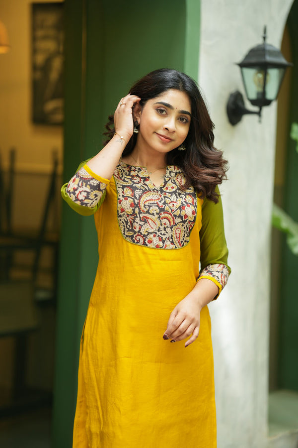 Samriddhi Yellow Kurti (Set of 2)