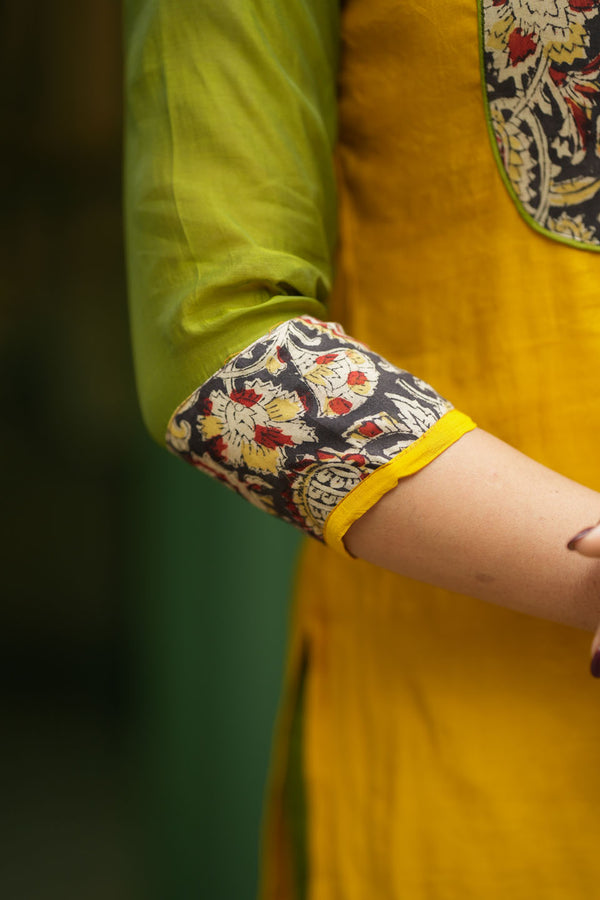 Samriddhi Yellow Kurti (Set of 2)