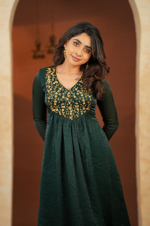 Upasanna Bottle Green Kurta Set (Set of 2)