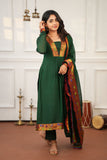 Brindha Green kurta set (Set of 3)