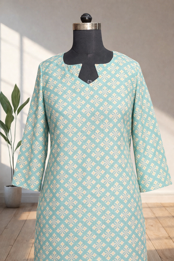 PoovizhiBlue Kurti