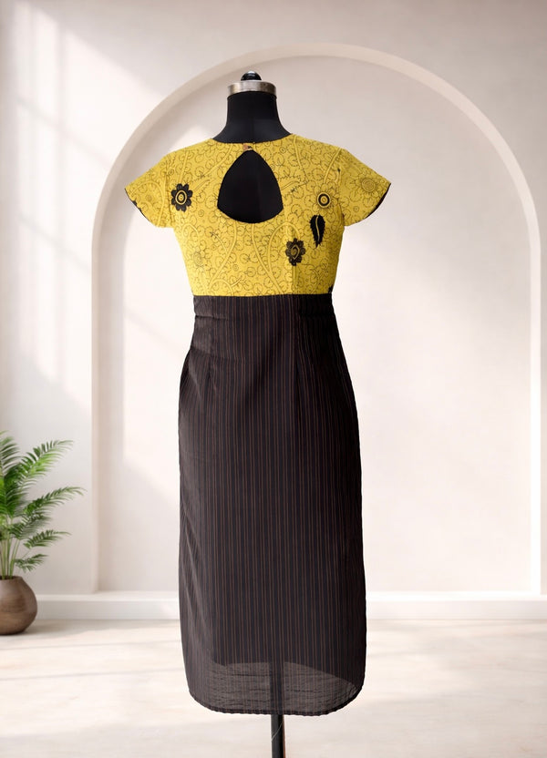 Tanvi Black Kurti