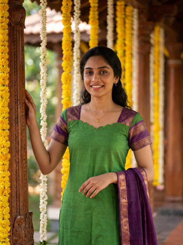 Thulir Green Chettinad Cotton Kurti Set ( Set of 2)