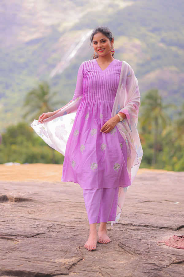Lavender Leaf Embroidered Chanderi Kurta Set With Dupatta (PR)