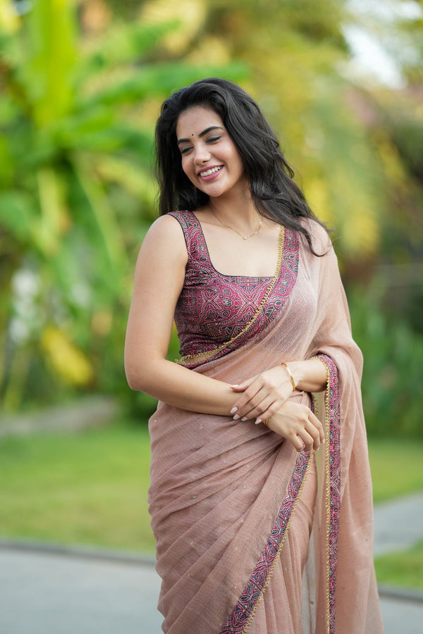 Nilani Brown Saree (Set of 2)