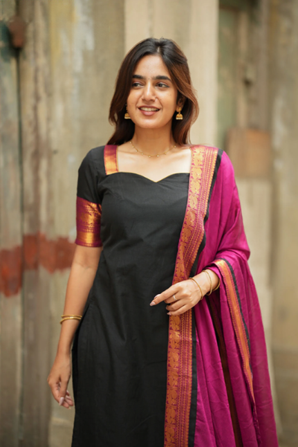 Tamizh Black Kurti Set for Women (Set of 2)