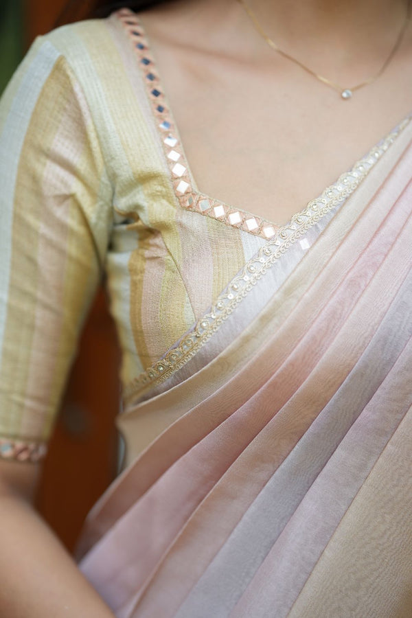 Yazhmozhi Peach Multicolour Saree (Set of 2)