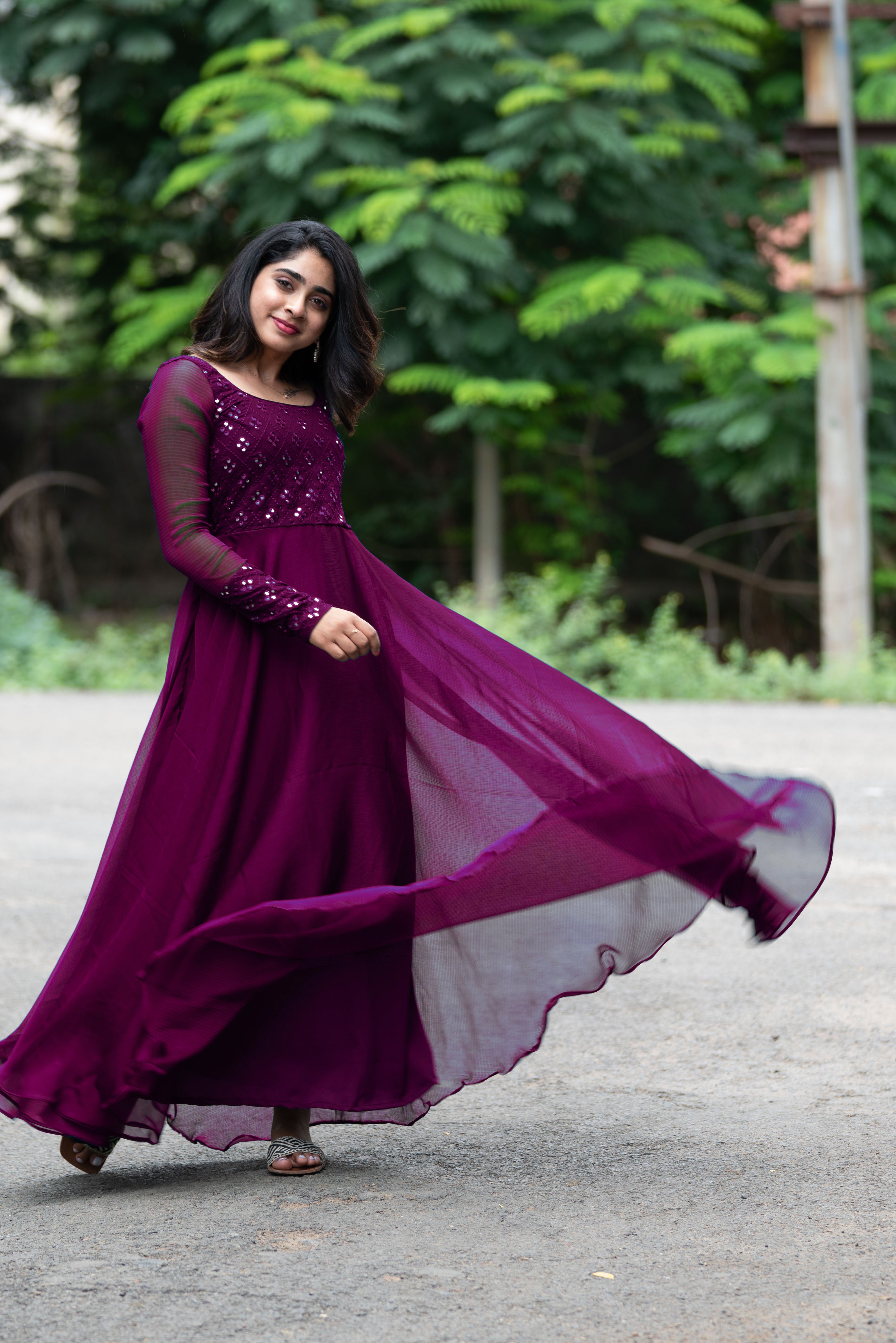 Get ready for any occasion with our selection of gorgeous georgette maxi dresses for weddings. Choose from our range of mirror embroidered, Indo-western and bridesmaid dresses to look amazing.